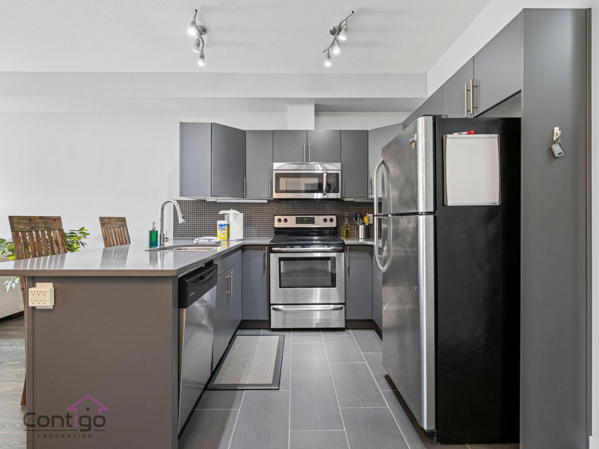 Studio Loft, 2 Bd, Ug Parking, 5 Min To Rogers! Edmonton Exterior foto